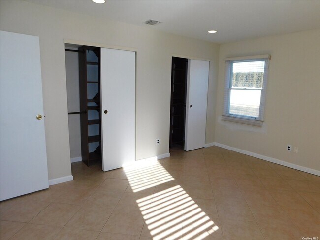 Foto del edificio - 6 Hillview Ct