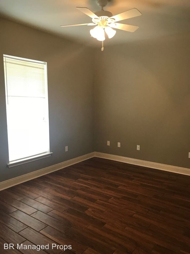 Building Photo - 3 br, 2 bath House - 18421 Red Oak Drive