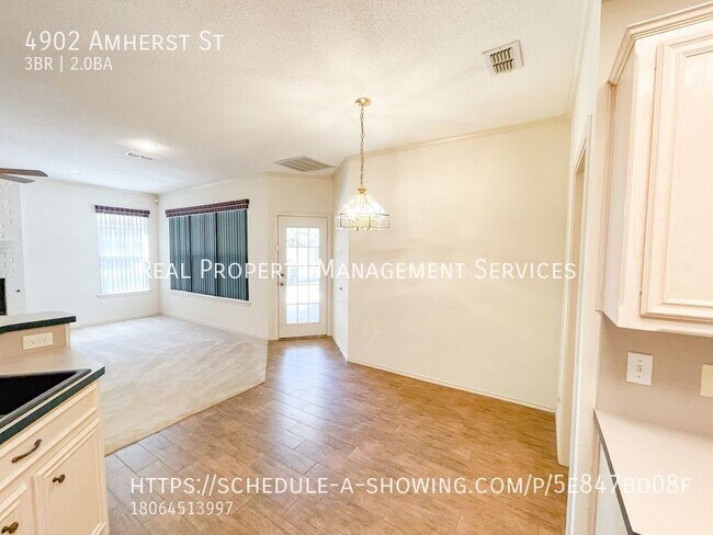 Building Photo - Beautiful 3/2/2 in Whisperwood!