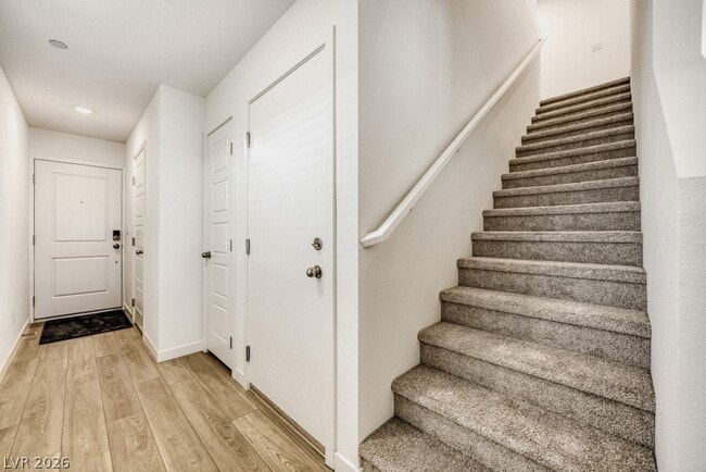 Building Photo - 775 Fallen Phoenix St