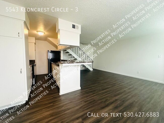 Building Photo - 5543 Keoncrest Cir