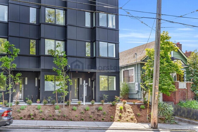 Foto del edificio - 1420 Taylor Ave N
