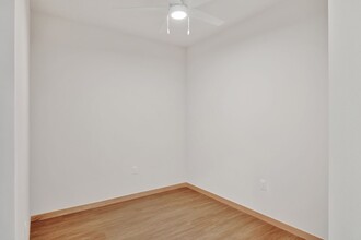 Interior Photo - Trader's Way