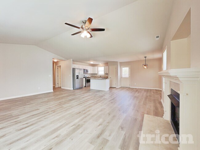 Foto del edificio - 123 Willow Ridge Cir