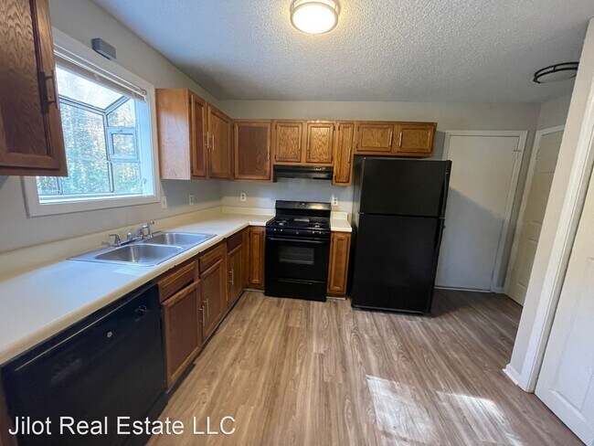 Foto del edificio - 3 br, 2.5 bath House - 2185 Clanton Terr