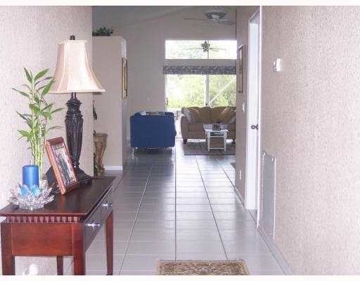 Vestíbulo - 3694 Miramontes Cir