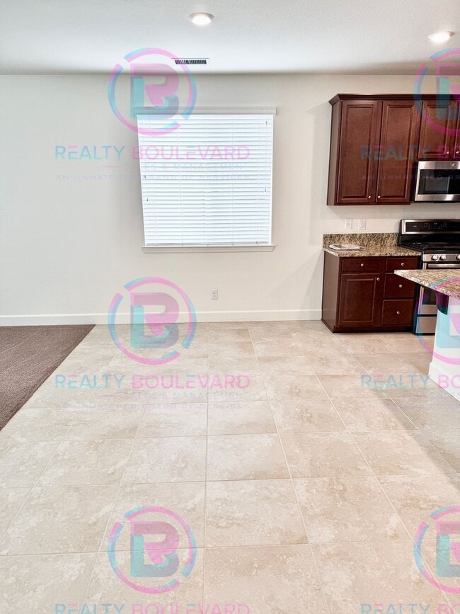 Foto del edificio - Modern North Valleys 3 Bedroom 2 Bath Home with Gourmet Kitchen, Open Living & Backyard Oasis on ...