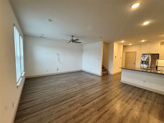 Foto del edificio - 4365 Union St