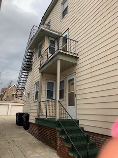 Primary Photo - 957 Thornhill Dr