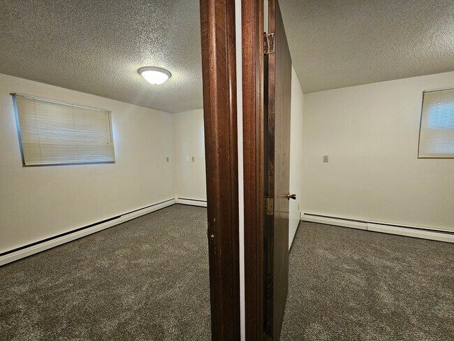 Bedrooms - 632 2nd Ave E