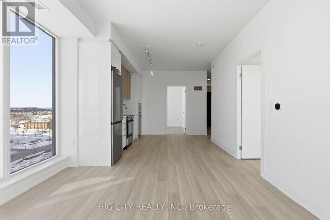 Photo du bâtiment - 9763 Markham Rd