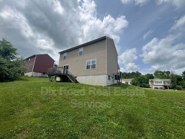 Building Photo - 256 Timber Hill Dr