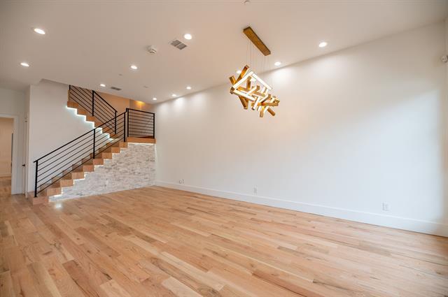 Building Photo - 4317 Normandy Ave