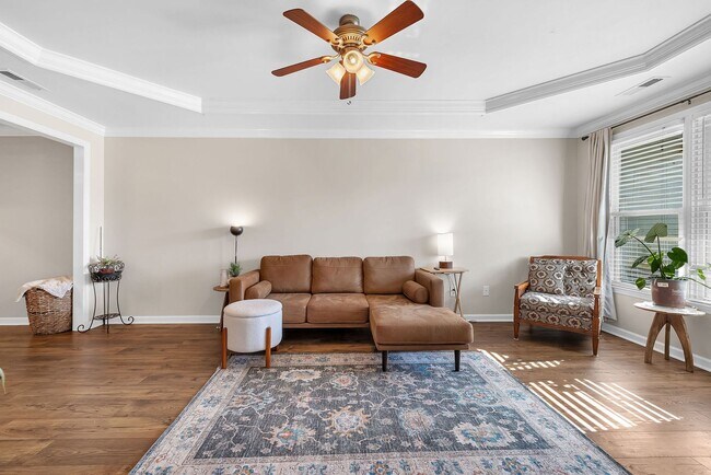 Foto del edificio - 1512 Forestview Dr SW