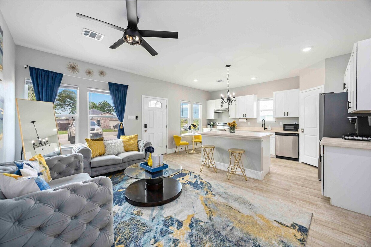 Foto principal - 8138 Bassett St