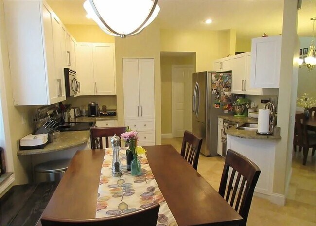 Foto del edificio - 9748 NW 1st Manor