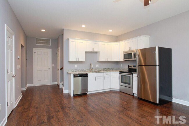 Building Photo - 116A Estes Drive Ext