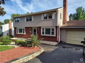 98 Kirkwood Rd
