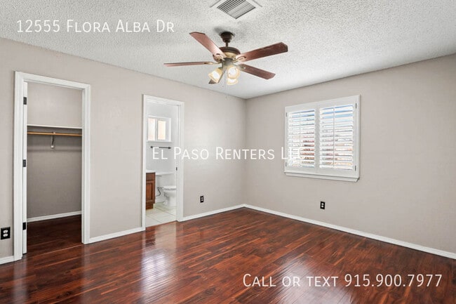 Foto del edificio - 12555 Flora Alba Dr