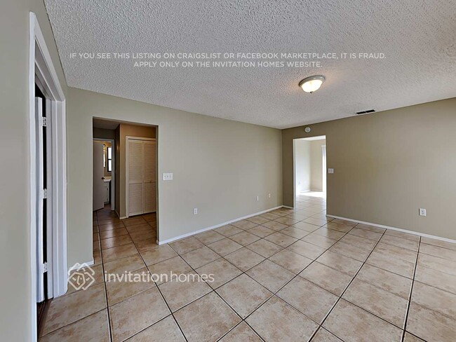 Building Photo - 1448 Marigold Dr