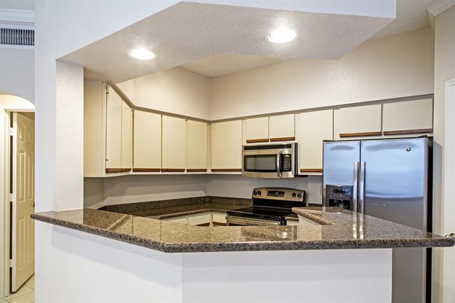 Building Photo - 2352 Bering Dr
