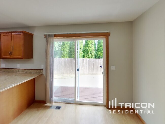 Foto del edificio - 4614 28th Ave SE