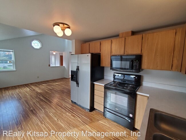 Building Photo - 3 br, 1 bath House - 5627-A S Cheyenne St