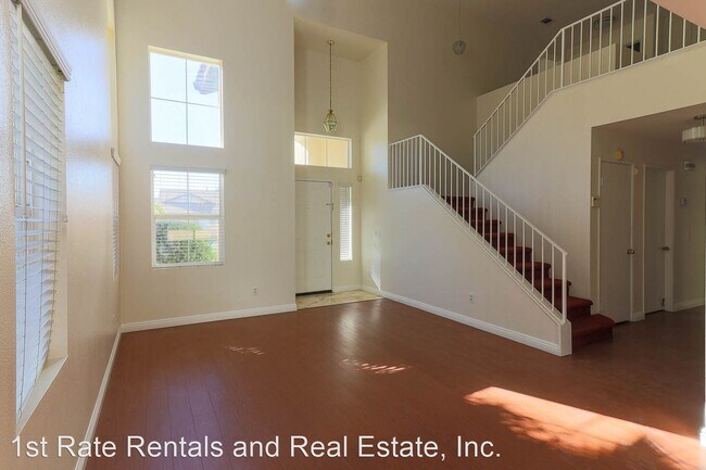 Building Photo - 4 br, 3 bath House - 31772 Ridgeview Dr