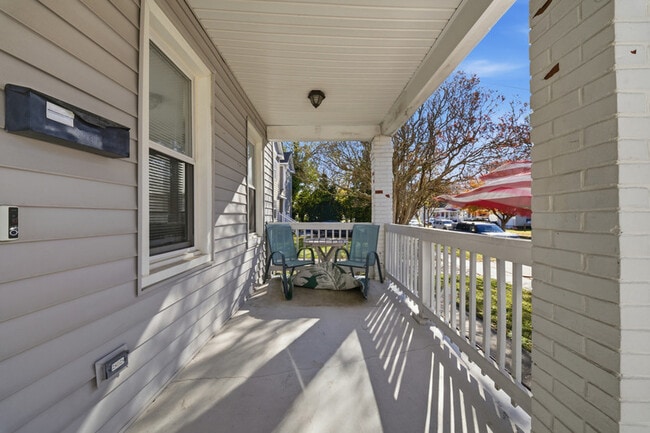 Photo - 146 W Seaview Ave House