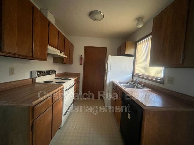 Building Photo - 8116 Boundary Ave