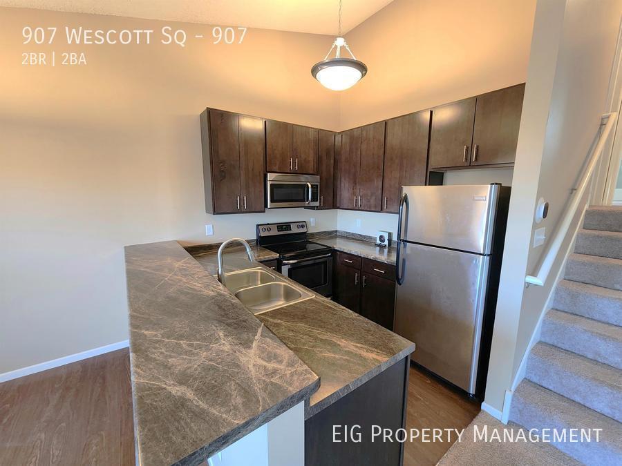 907 Wescott Square Unit 907, Eagan, MN 55123 Room for Rent in Eagan