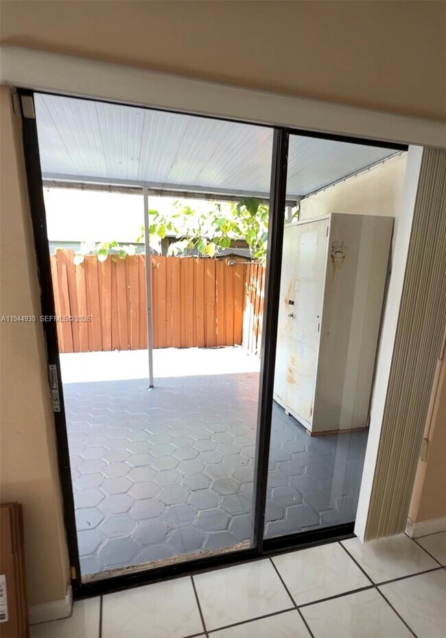 Building Photo - 5344 W 23rd Ave