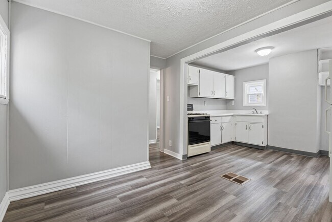 Foto del edificio - 2903 Sussex Ave