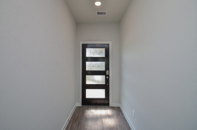 Foto del edificio - 21102 Armstrong County Dr