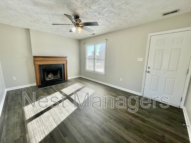 Foto del edificio - 184 Brandywood Ct
