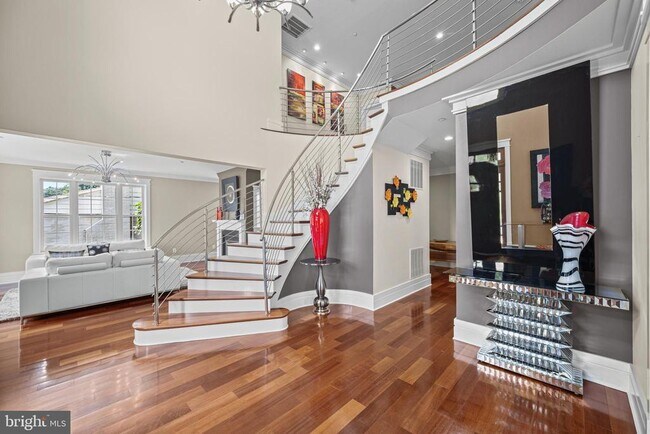 Foto del edificio - 9715 Singleton Dr