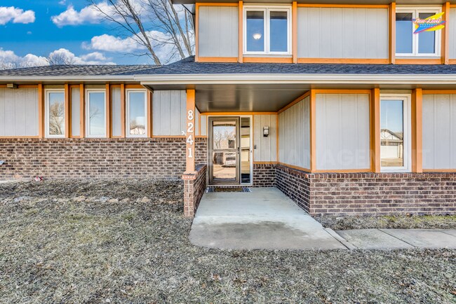 Building Photo - 8241 E Bluestem Ct
