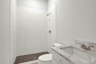 Building Photo - 410 Bolden St