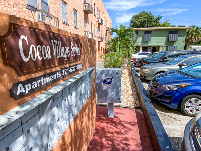 Foto del edificio - 636 Brevard Ave