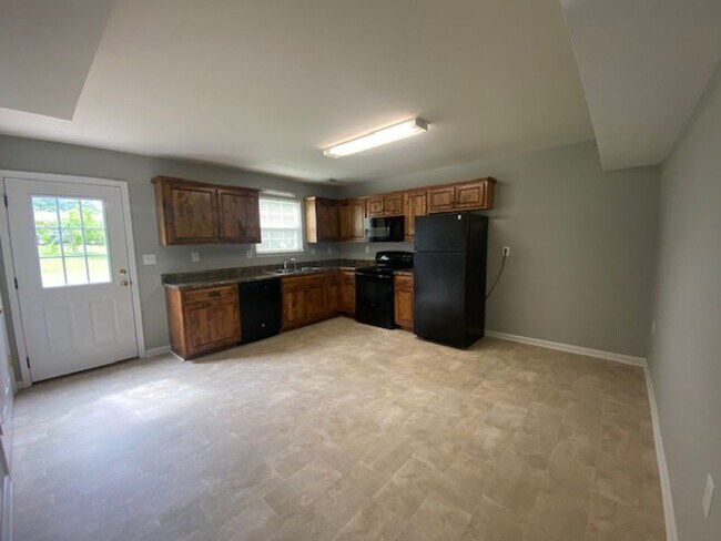 Foto del edificio - 1295 Pond St SE