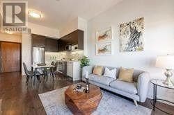 Building Photo - 36 Park Lawn Rd