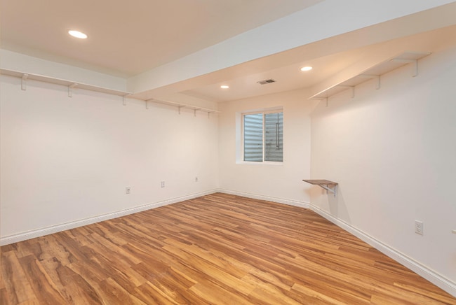 Building Photo - 6715 Antigua Dr