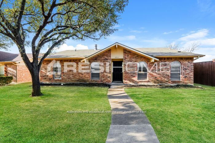 Primary Photo - 2917 Rolling Hills Drive