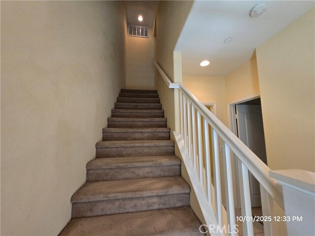 Building Photo - 17871 Shady View Dr