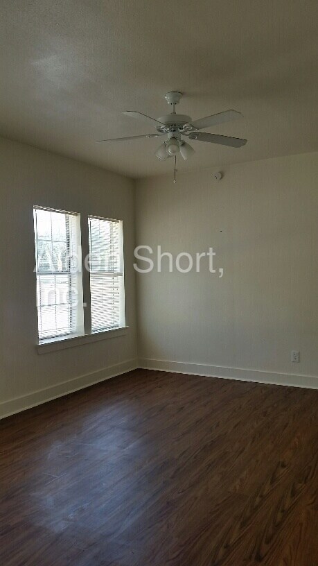 Foto del edificio - 925 S Tyler St