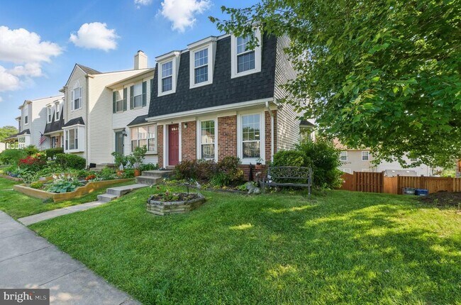 Foto del edificio - 6837 Cottingham Ln