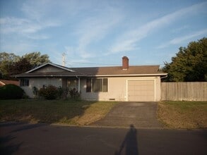 Building Photo - 3510 Westward Ho Ave