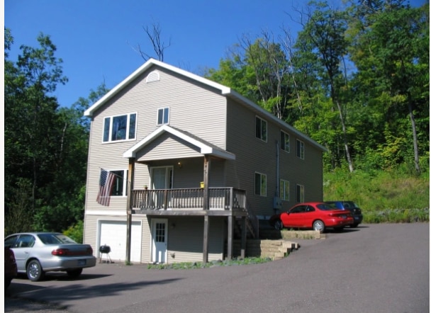 Building Photo - 2417 Vermilion Rd