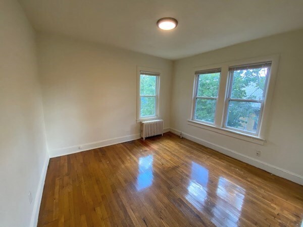 Building Photo - 501 Warren St