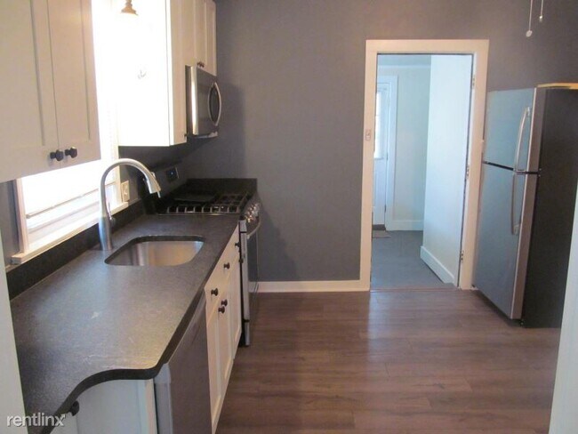 Building Photo - 2 br, 1 bath House - 316 Buesse Ln